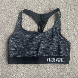 NEW NWOT Strappy Back sports bra Victoria Sport / Victoria’s Secret - grey, M